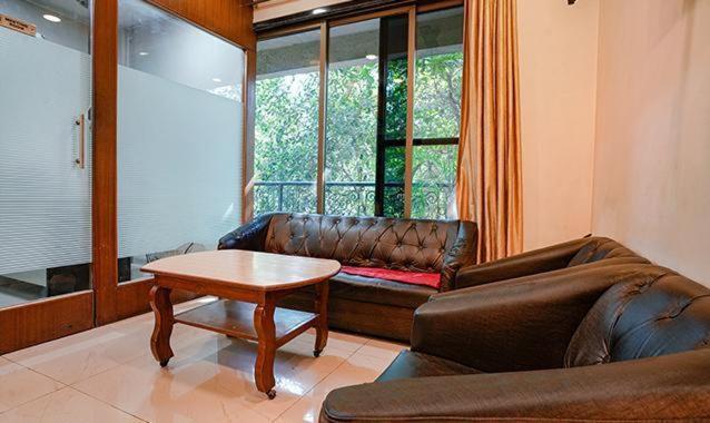 New Prabhu Sharan By Glitz Hotels Navi Mumbai Bagian luar foto